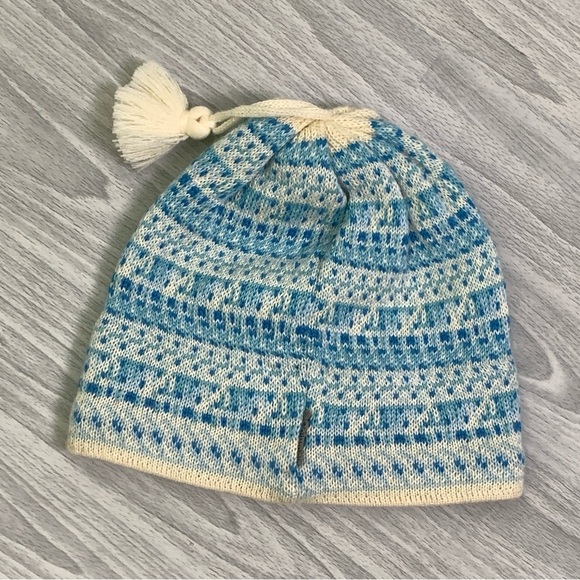 Columbia Wool Blend Tassel Beanie Fair Isle Pattern - Picture 7 of 10